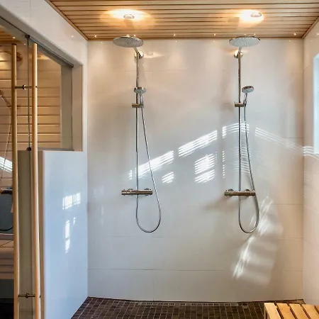 Villa Omakotitalo Keskustassa 300 M2 Kokkola (Karleby)